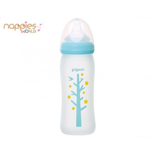Pigeon SofTouch Peristaltic Plus Wide Neck Nursing Bottle Silicon Glass 240ml ( M Teat Blue) Pigeon SofTouch Peristaltic Plus Wide Neck Nursing Bottle Silicon Glass 240ml ( M Teat Blue)